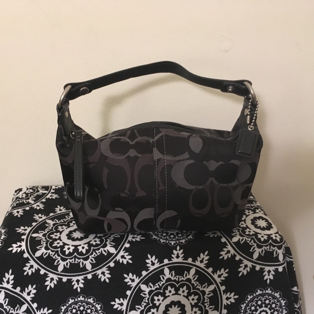 Signature COACH Small Handbag