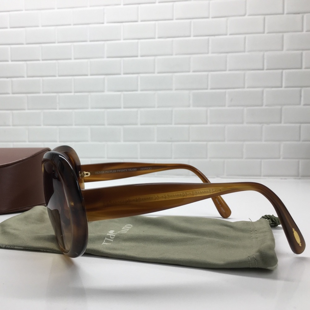 Sunglasses - Picture 3 of 4