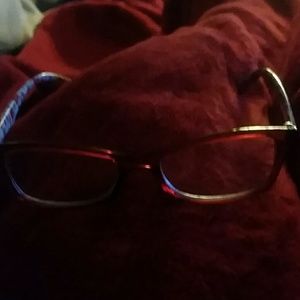 Meet your Posher, Beverly