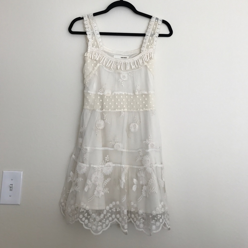Detailed Lace Dress