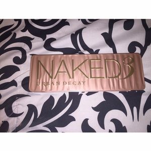 UNTOUCHED Naked 3 pallete