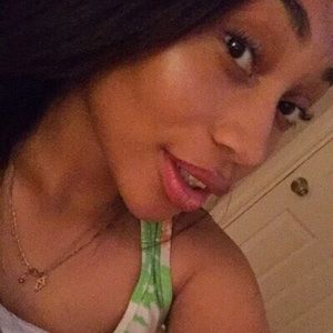 Meet your Posher, Skylar