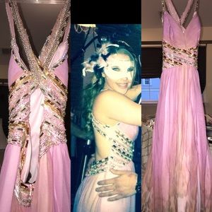Selling prom dress