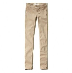 Hollister new woman khaki skinny size 9