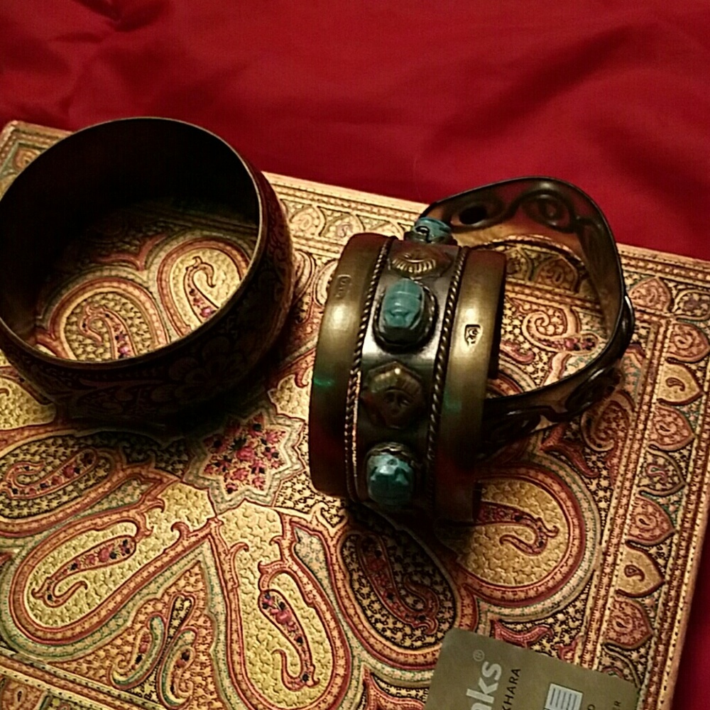Bracelets all 4 for 10