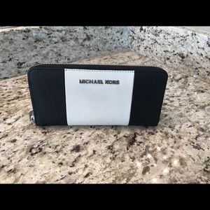 Michael Kors wallet