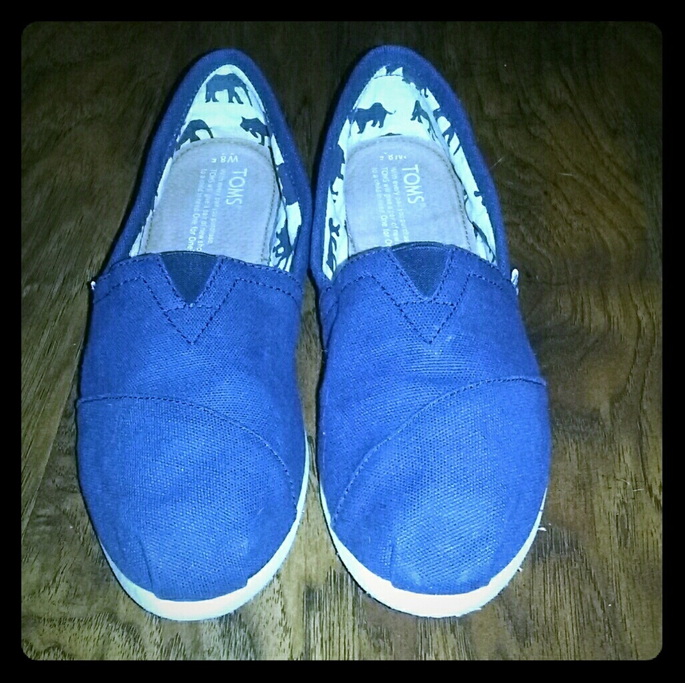 Authetic TOMS