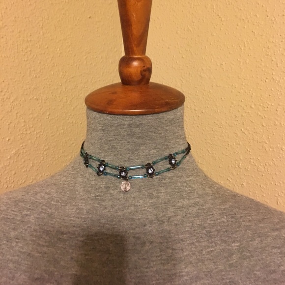 Blue chocker - Picture 3 of 4