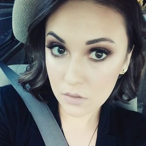 Meet your Posher, Jillian