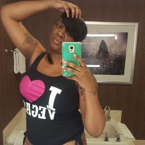 Meet your Posher, Jeneca