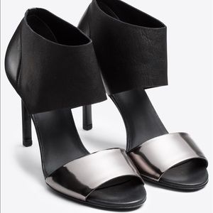 Vince "Stephanie" ankle leather cuff 7.5 NWOB!