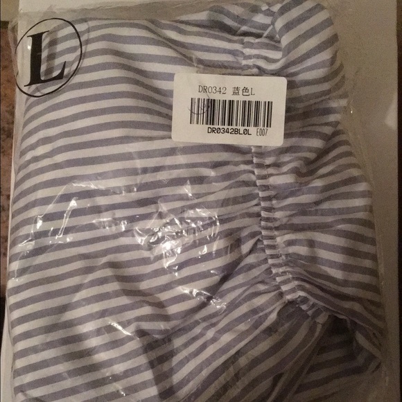 Striped Rompers Women Short Jumpsuits Backless - Picture 3 of 3