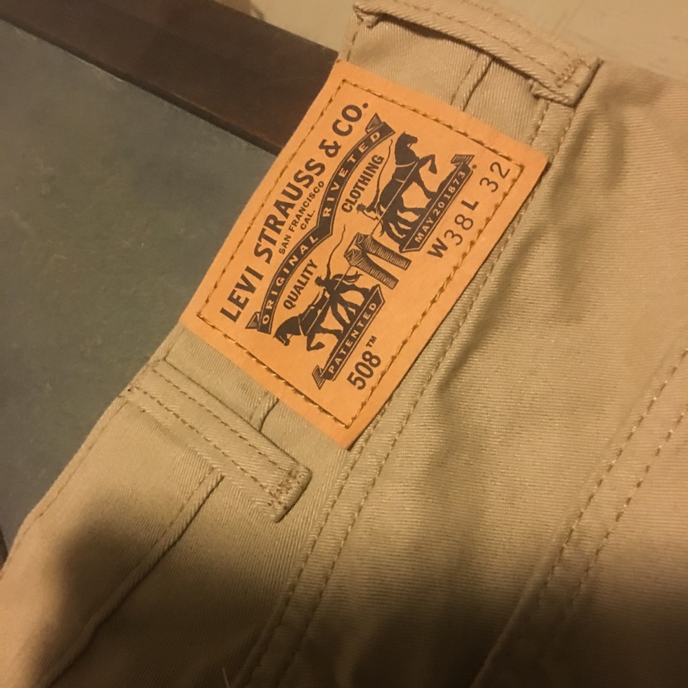Khaki Levi's