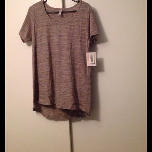 NWT LuLaRoe Classic T - Size L