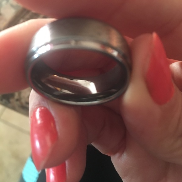 Tungsten ring - Picture 3 of 3