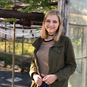 Meet your Posher, Emily