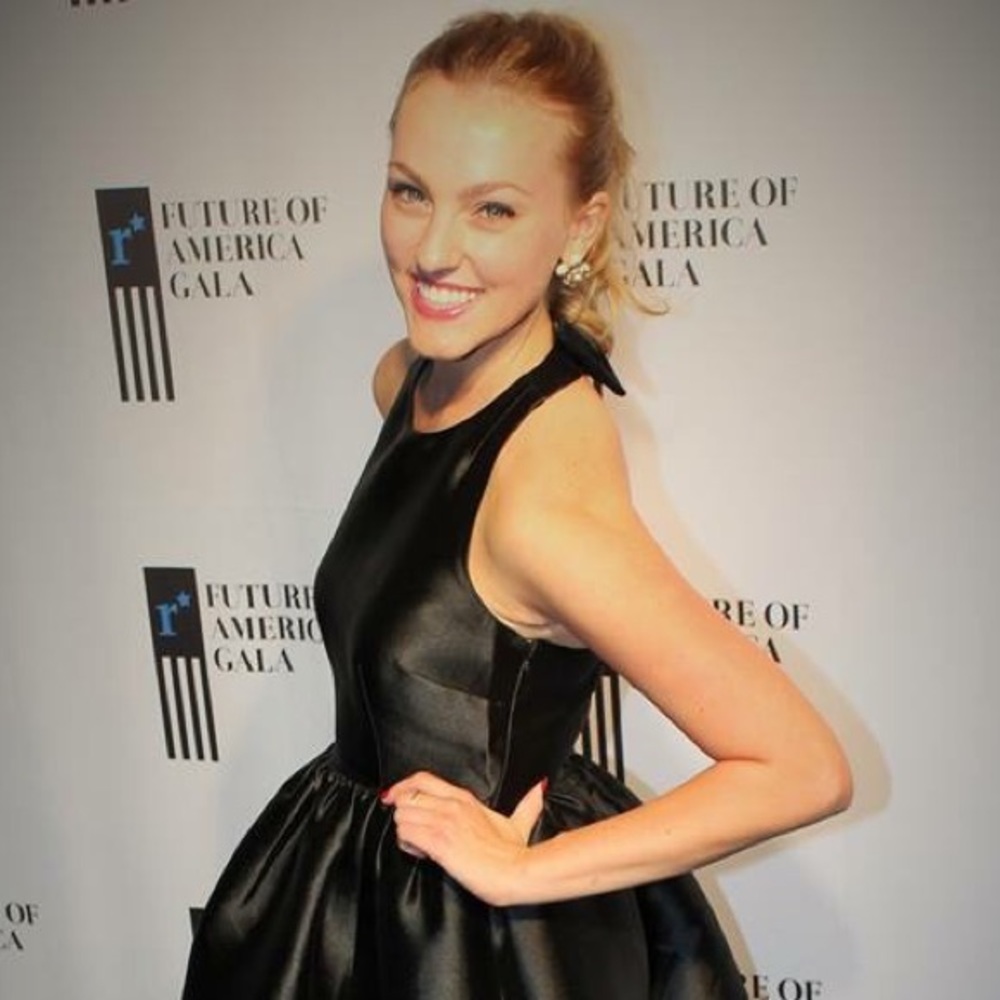 Meet your Posher, Annette