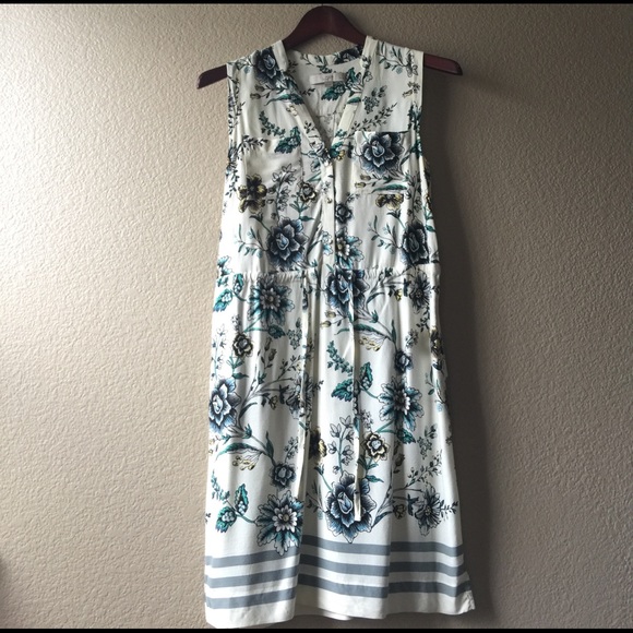 *Host Pick!* 9/22/18 The Loft Dress - Picture 1 of 3