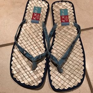 Roxy flip-flops size 10