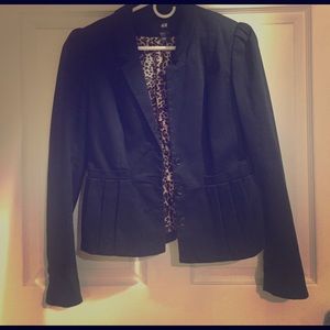 Black fitted blazer