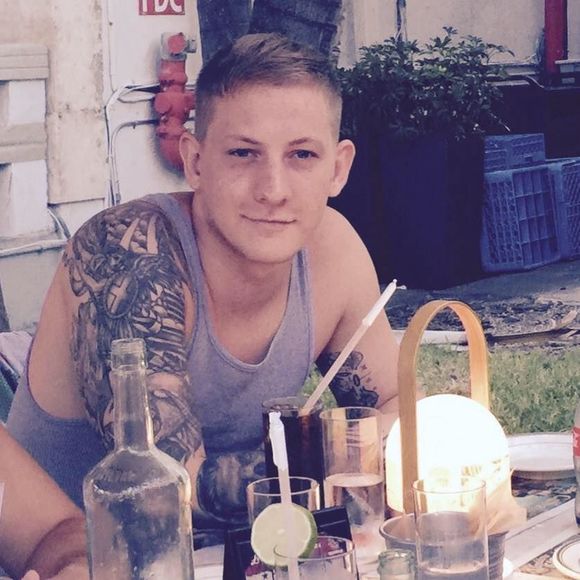 Meet your Posher, Matt - Picture 1 of 1