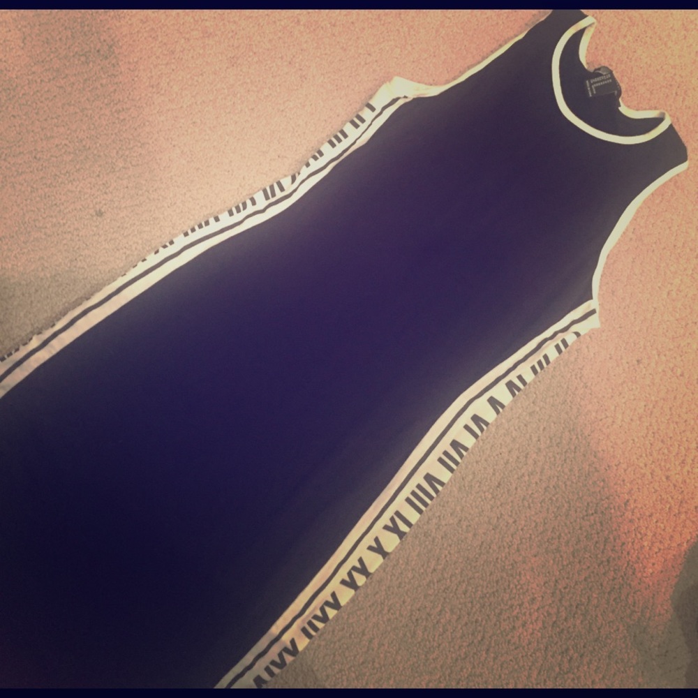 Tight firing (spandexy fit) dress