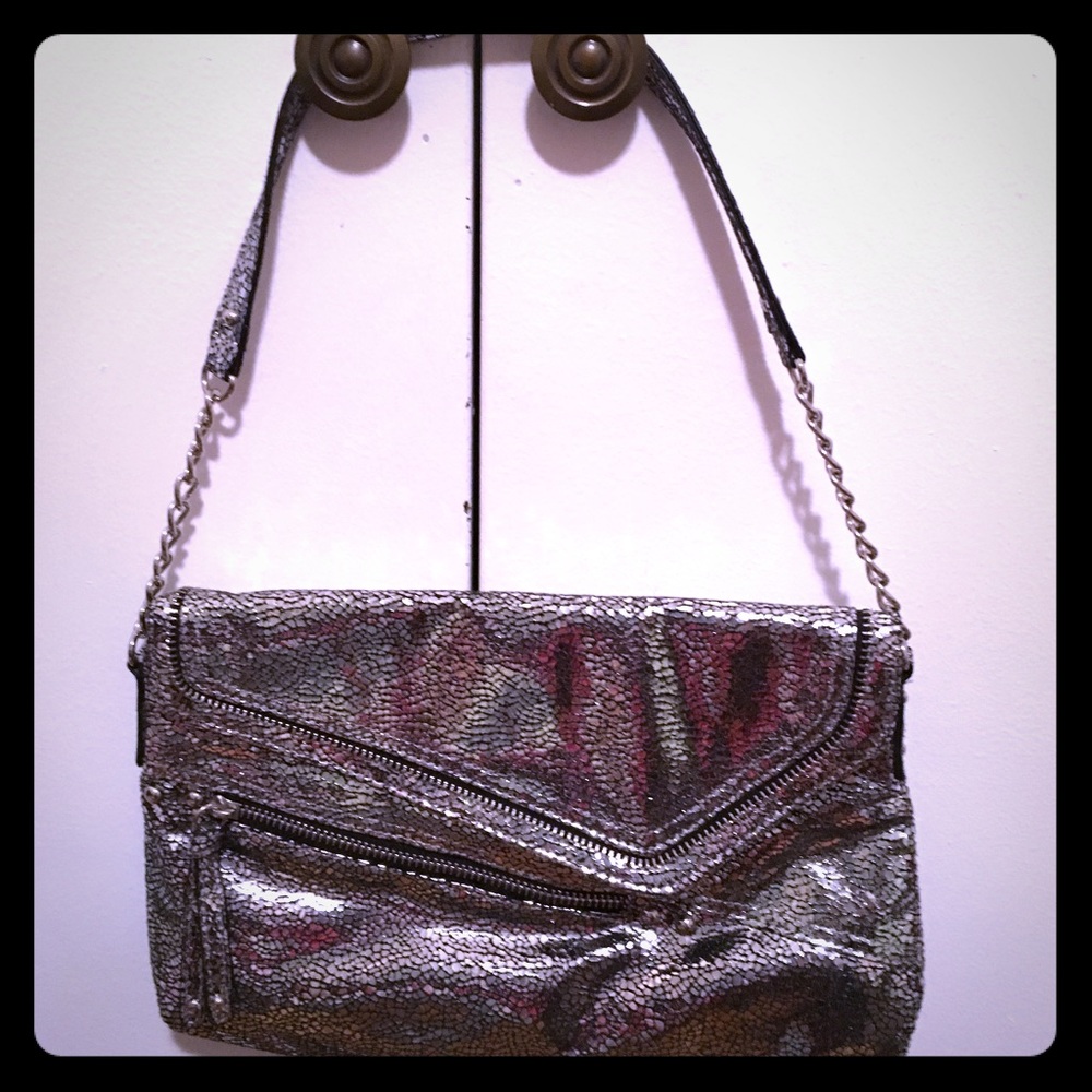 Sparkling silver purse with chain accents