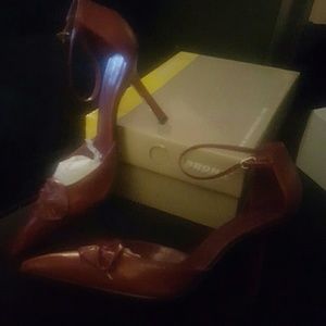 Ladies heels