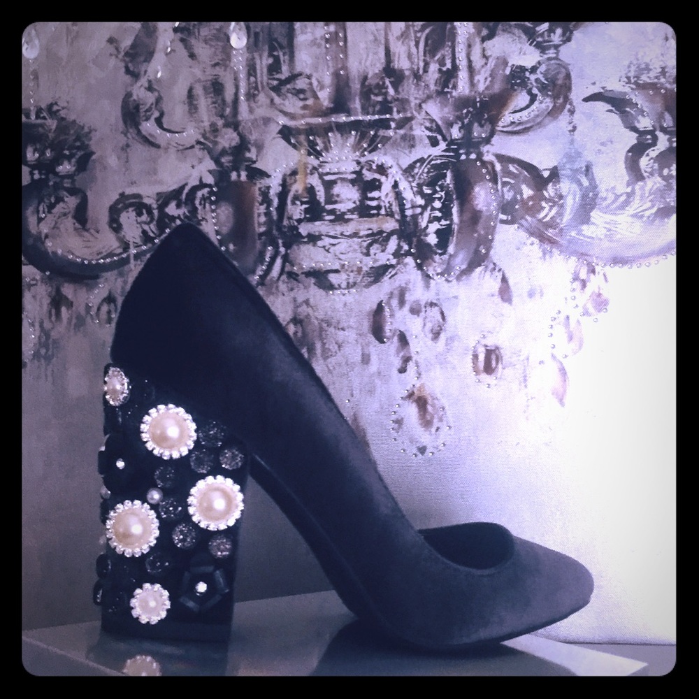 Embellished Velour Shoes 8.5