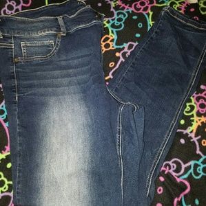 Maurices Jegging/skinny leg size 24 tall/long