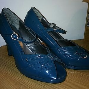Torrid retro heels