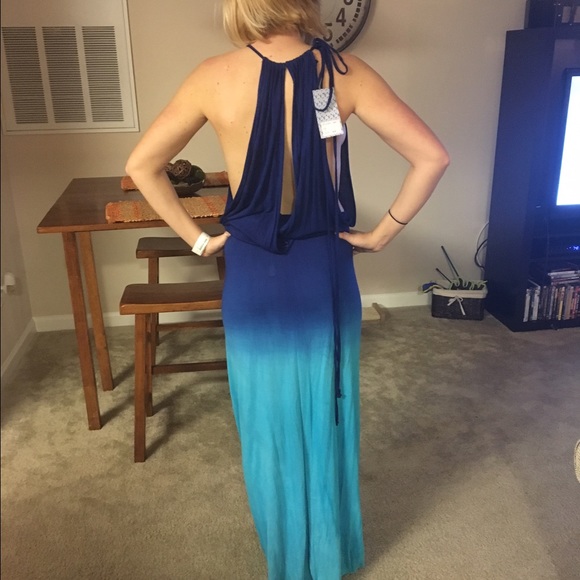 SWELL MAXI COVER UP 🦋 - Picture 2 of 3