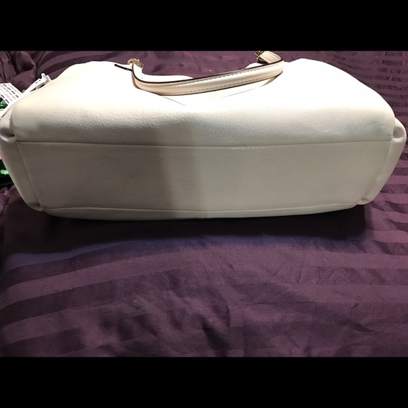 Coach Madison Handbag - Picture 2 of 8