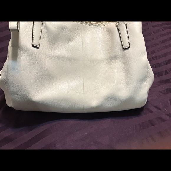 Coach Madison Handbag - Picture 4 of 8