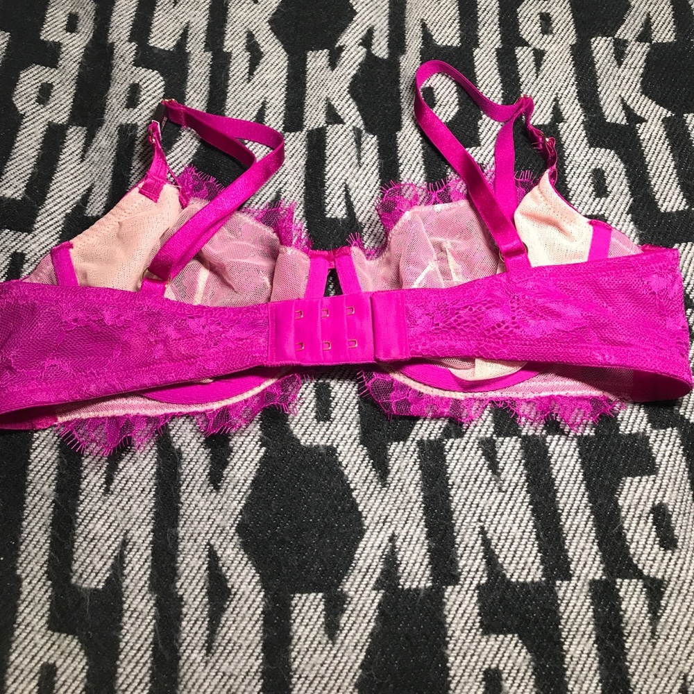 SALE💕 Victoria SECRET VERY SEXY UNLINED DEMI NWT - Picture 3 of 3