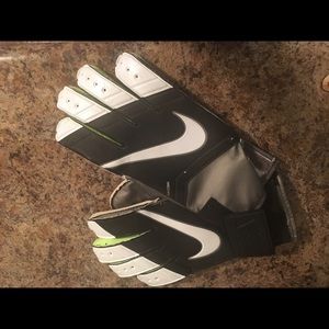 Goalie Gloves Size M