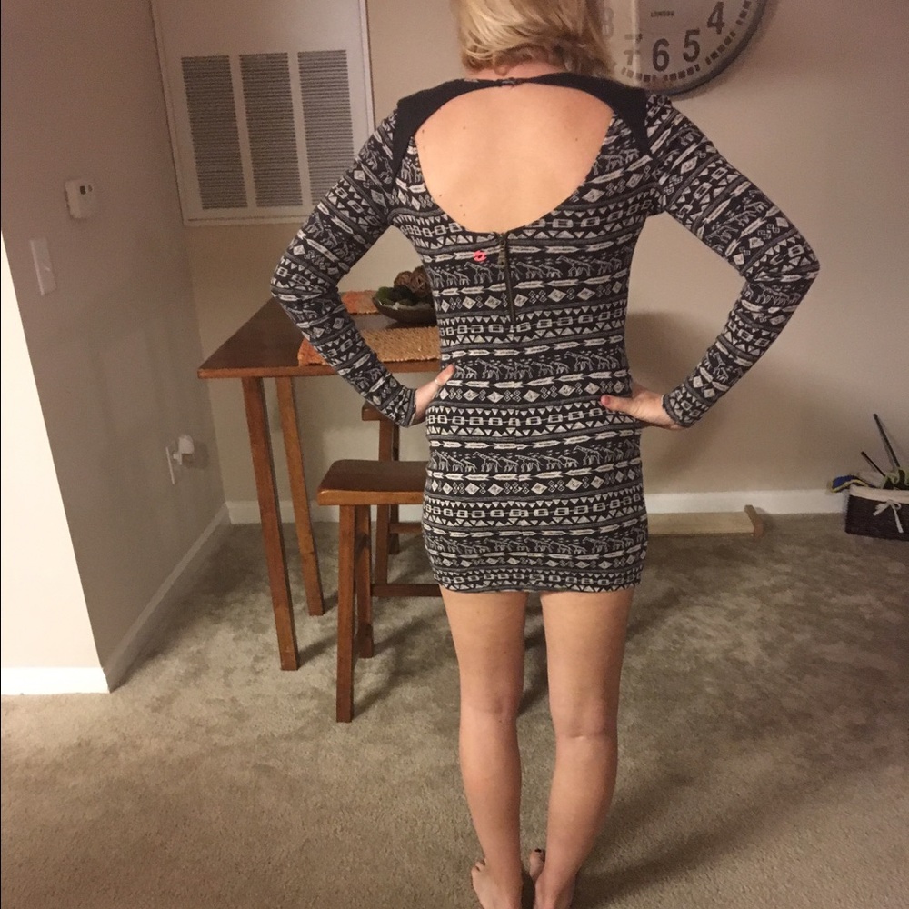 BILLABONG LONG SLEEVE GIRAFFE DRESS 🐠🐟🐳 - Picture 2 of 2