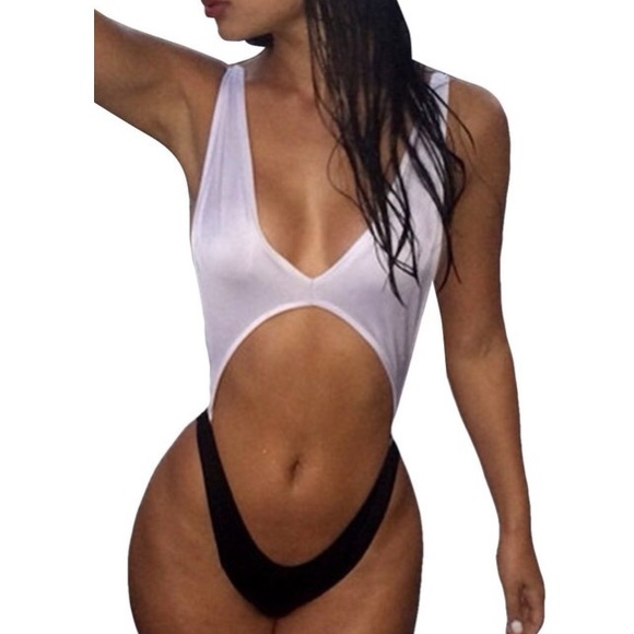 Swimsuit - Picture 3 of 3