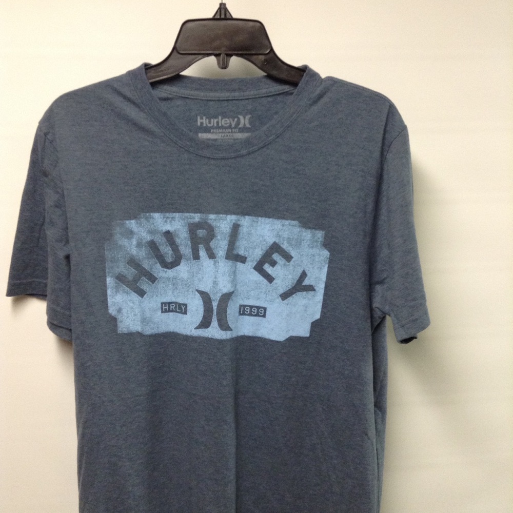 Hurley t-shirt
