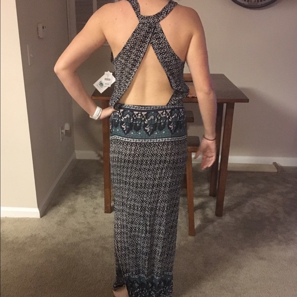 🌞 RIPCURL MAXI DRESS ~*NWT*~🌞 - Picture 3 of 4