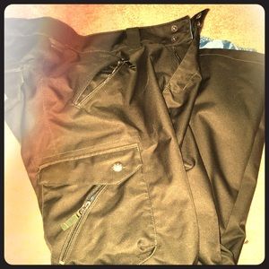 Olive color snowboarding pants Burton