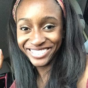 Meet your Posher, Candace