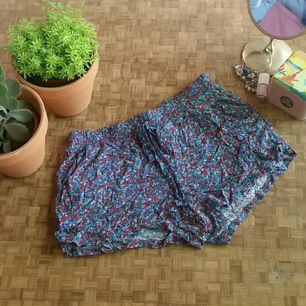 Lounge shorties