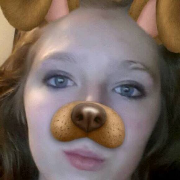 Meet your Posher, Cassie - Picture 1 of 1