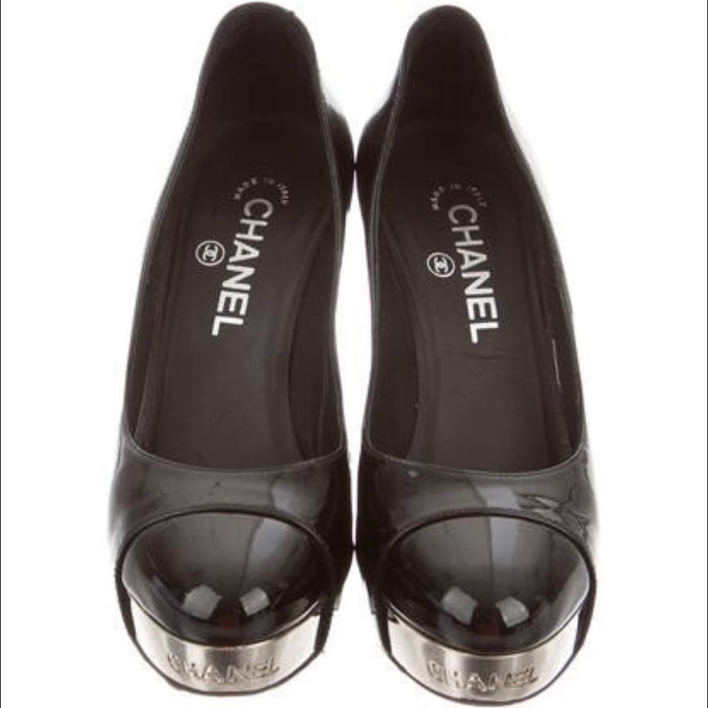 Chanel pumps