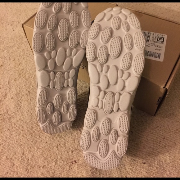 Lands 'End women slip on Comfy - Picture 3 of 4