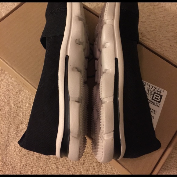 Lands 'End women slip on Comfy - Picture 4 of 4