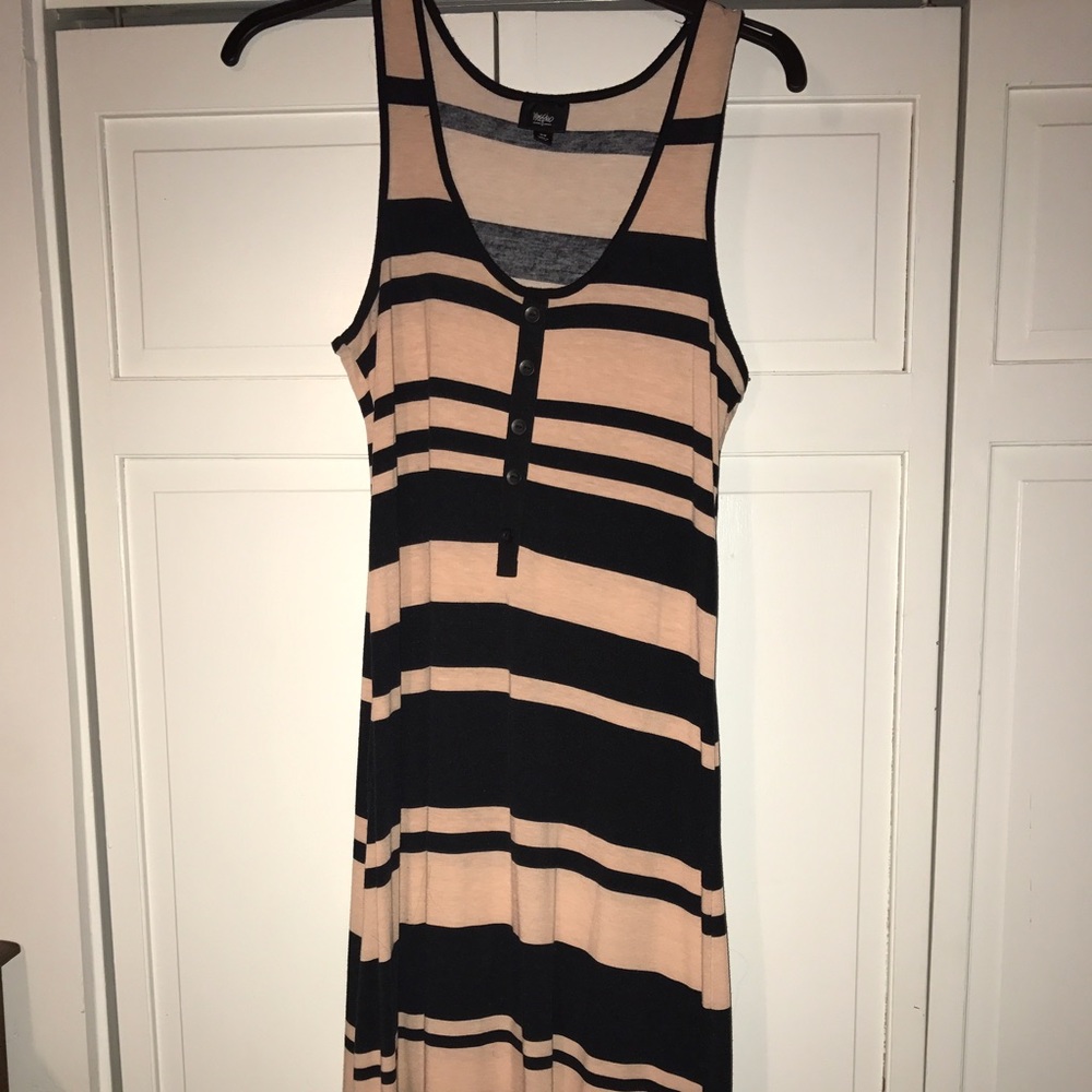 Mossimo size M women's maxi. No tags, worn once