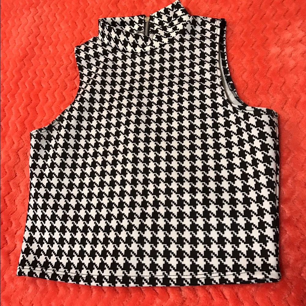 Checkered Crop Top