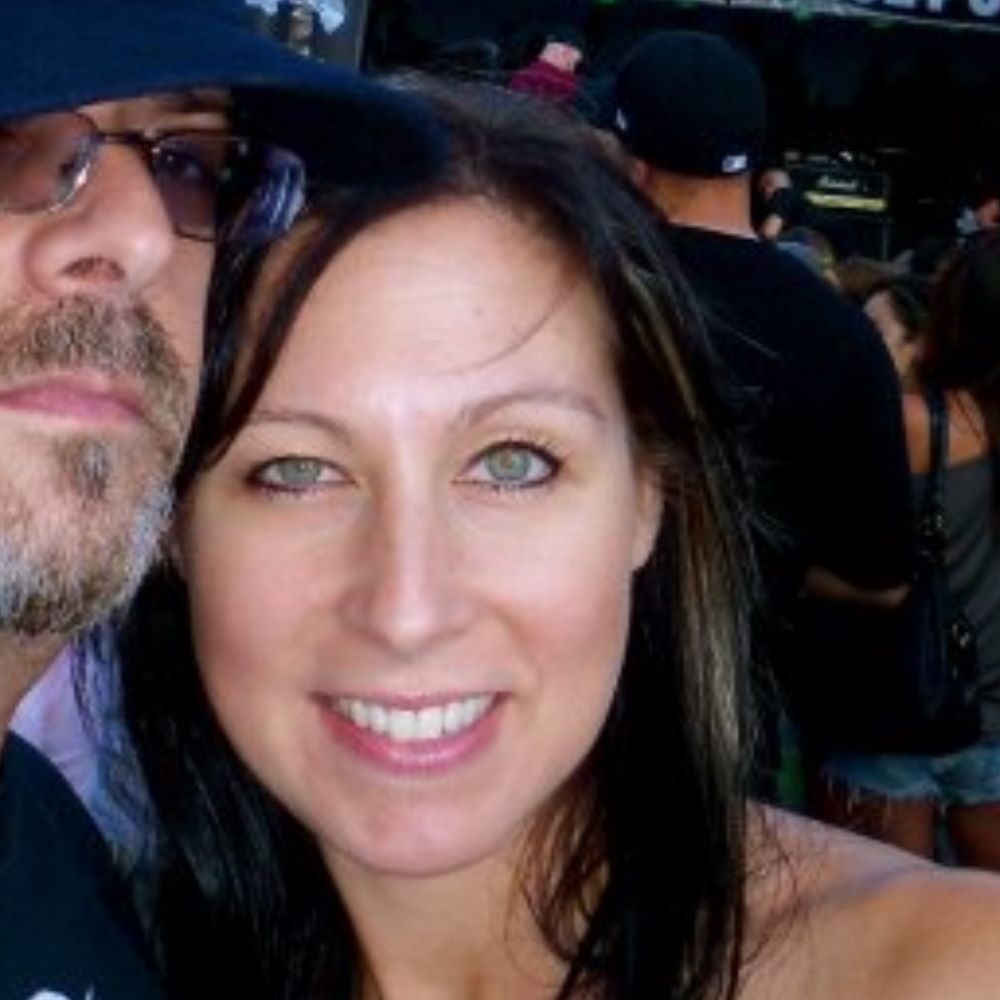 Meet your Posher, Chela